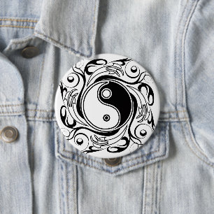 Yin & Yang Symbol Schwarz-Weiß-Tätowierungsstil Button