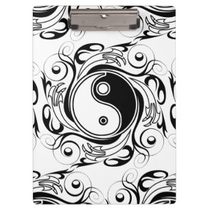 Yin & Yang Symbol Schwarz-Weiß-Tätowierungsstil Klemmbrett