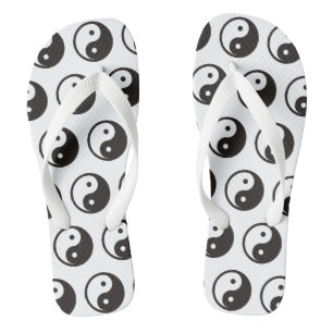 Yin Yang Symbol - solide Tätowierung Badesandalen