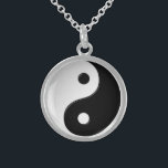 Yin Yang-Symbol Sterling Silver-Kette Sterling Silberkette<br><div class="desc">Yin und Yang-Symbol in schwarz-weißer,  silberner,  runder Anhänger-Halskette</div>