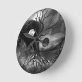 Yin Yang Tree Landschaft Schwarz-Weiß Runde Wanduhr (Winkel)
