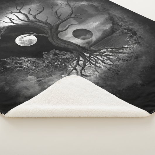Yin Yang Tree Landschaft Schwarz-Weiß Sherpadecke (3/4)