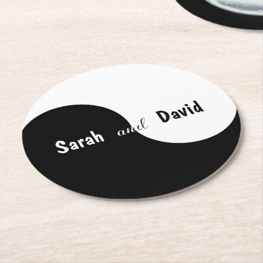 Yin Yang Wedding Simple Black White Bride & Groom Runder Pappuntersetzer (Angewinkelt)