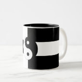 Yin Yang Zweifarbige Tasse (VorderseiteRechts)