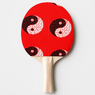 Ying-Yang-Kreise auf rot Tischtennis Schläger
