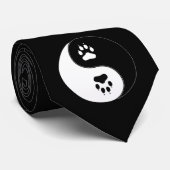 Ying Yang Tatzen-Druck Krawatte (Gerollt)