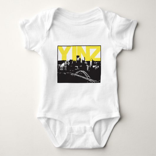 Yinz Pittsburgh Baby Strampler (Vorderseite)