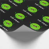 Yip-pea Happy Pea Pun Dark BG Geschenkpapier (Ecke)