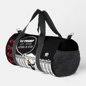 YO TRUMP 2024 DUFFLE BAG (Rechte Ecke)