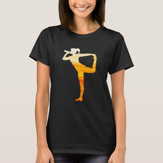 Yoga And Beer On St Patricks Day T-Shirt (Vorderseite)