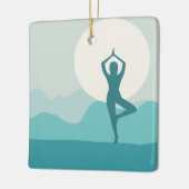 Yoga-Baum-Pose-Weihnachtsverzierung Keramikornament (Links)