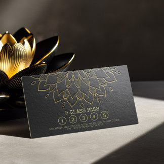 Yoga Class Pass Black Gold Embossed Mandala Floral Treuekarte