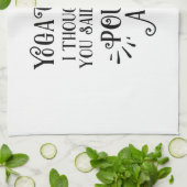 Yoga Class? Pour a Glass Geschirrtuch (Gefaltet)