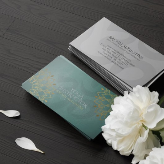 Yoga Instructor Chic Gold Floral Om Symbol Mandala Visitenkarte