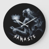 Yoga Instructor Lotus Medizin Pose Glühen Nebel Große Wanduhr (Vorderseite)