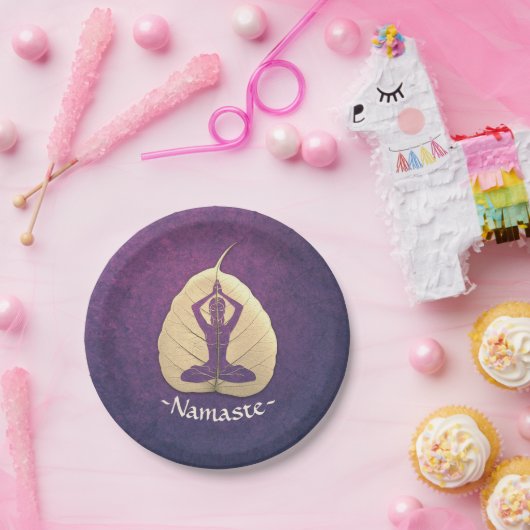 YOGA Instructor Meditation Pose Bodhi Leaf Cut Art Pappteller (Party)