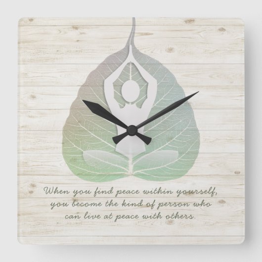 Yoga Instructor Meditation Pose Bodhi Leaf Quotes Quadratische Wanduhr (Vorderseite)