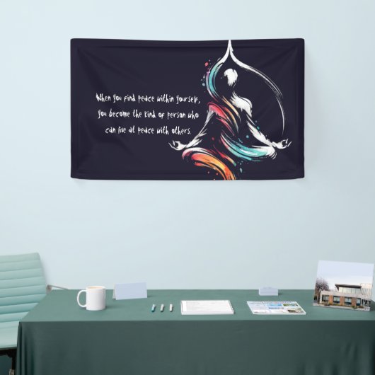 Yoga Instructor Meditation Pose Schlaganfall Zitat Banner (Messeveranstaltung)