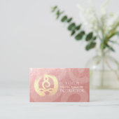 Yoga Instructor Rose Gold Meditation Pose ZEN OM Visitenkarte (Stehend Vorderseite)