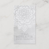 YOGA Instructor White & Silver Mandala OM Symbol Visitenkarte (Vorderseite)