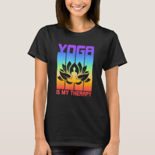 Yoga ist mein therapeutischer Yoga T-Shirt