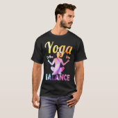 Yoga Kaffee Bier Balance T-Shirt (Vorne ganz)