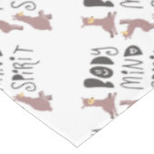 Yoga Llamas Tischdecke (Schrägansicht)