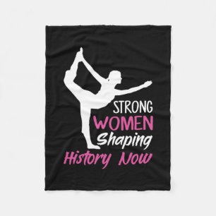 Yoga Lover   Yoga Strong Woman Fleecedecke