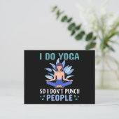 Yoga machen, damit ich nicht Leute punch Postkarte (Stehend Vorderseite)