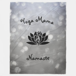 Yoga Mama Namaste Design Fleecedecke