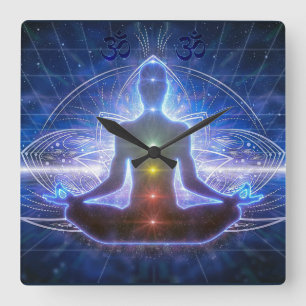 YOGA MEDITATION IN LOTUS POSITION CHAKRA II QUADRATISCHE WANDUHR