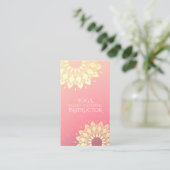 Yoga Meditation Instructor Gold Floral Mandala Visitenkarte (Stehend Vorderseite)