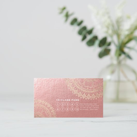 Yoga Meditation Instructor Gold Mandala Class Pass Treuekarte (Stehend Vorderseite)