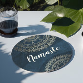 Yoga Meditation Instructor Gold Mandala Navy Blue Runder Pappuntersetzer