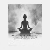 Yoga Meditation Instructor Lotus Pose Tinte Malere Fleecedecke (Vorderseite)