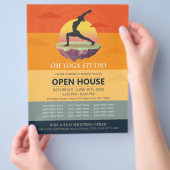 Yoga-Meditationspose Sonne Fliegende Insel Open Ho Flyer (Hand)