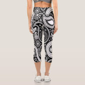 Yoga Pants in Schwarz und Weiß Capri Leggings (Rückseite)