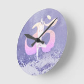 Yoga Pose Om Sign Very Peri Runde Wanduhr (Winkel)