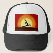 Yoga Pose Pose Silhouette Sunrise Hats Truckerkappe (Vorderseite)