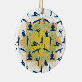 Yoga-Posen mit Zeichnend Lotus-Blume Keramik Ornament (Rechts)