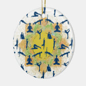 Yoga-Posen mit Zeichnend Lotus-Blume Keramik Ornament (Links)