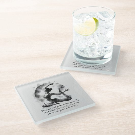 Yoga Reiki Einbeinige Königtaube-Pose Glasuntersetzer (Schrägansicht)