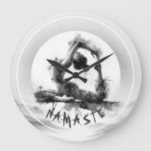 Yoga Reiki Einbeinige Königtaube Pose Wasserfarbe Große Wanduhr (Vorderseite)