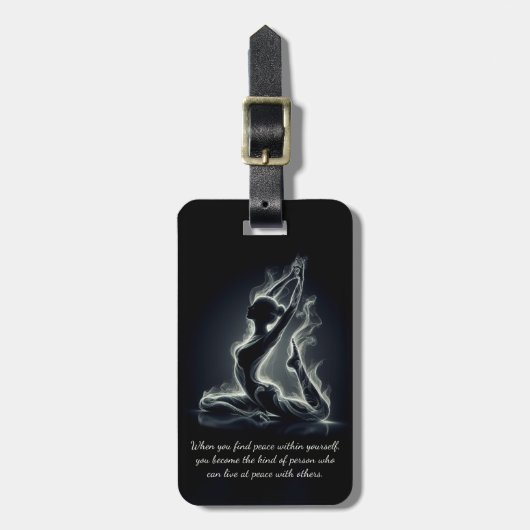 Yoga Reiki Instructor Pose Gepäckanhänger (Vorderseite vertikal)