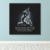 Yoga Reiki Instructor Pose Leinwanddruck (Insitu (Holzboden))