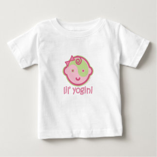 Yoga spricht Baby: Lil Yogini T-Shirt
