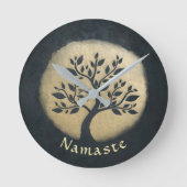 Yoga Studio Meditation Instructor Black Gold Tree Runde Wanduhr (Vorderseite)