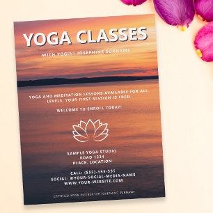 Yoga-Studio Werbeaktion für Sonnenuntergangs-Yogak Flyer