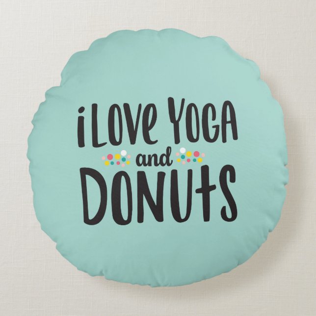 Yoga und Donuts werfen Kissen (Vorderseite)