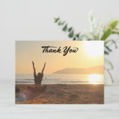 Yoga Women on Sunset Background Danke Karte (Stehend Vorderseite)